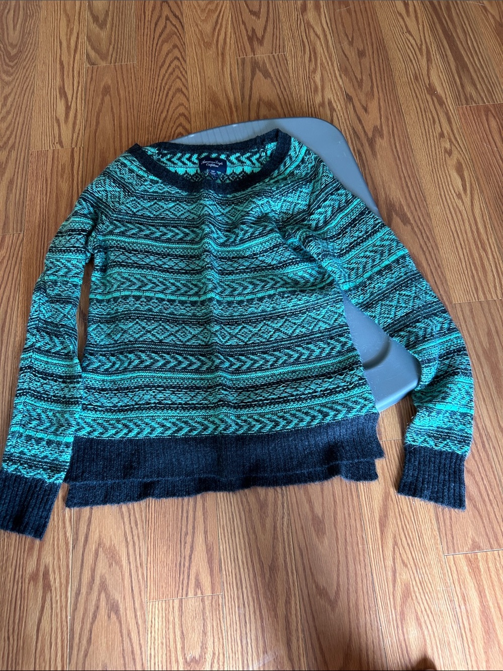 American Eagle Outfitters Teal and Black Patterned Crewneck Sweater
